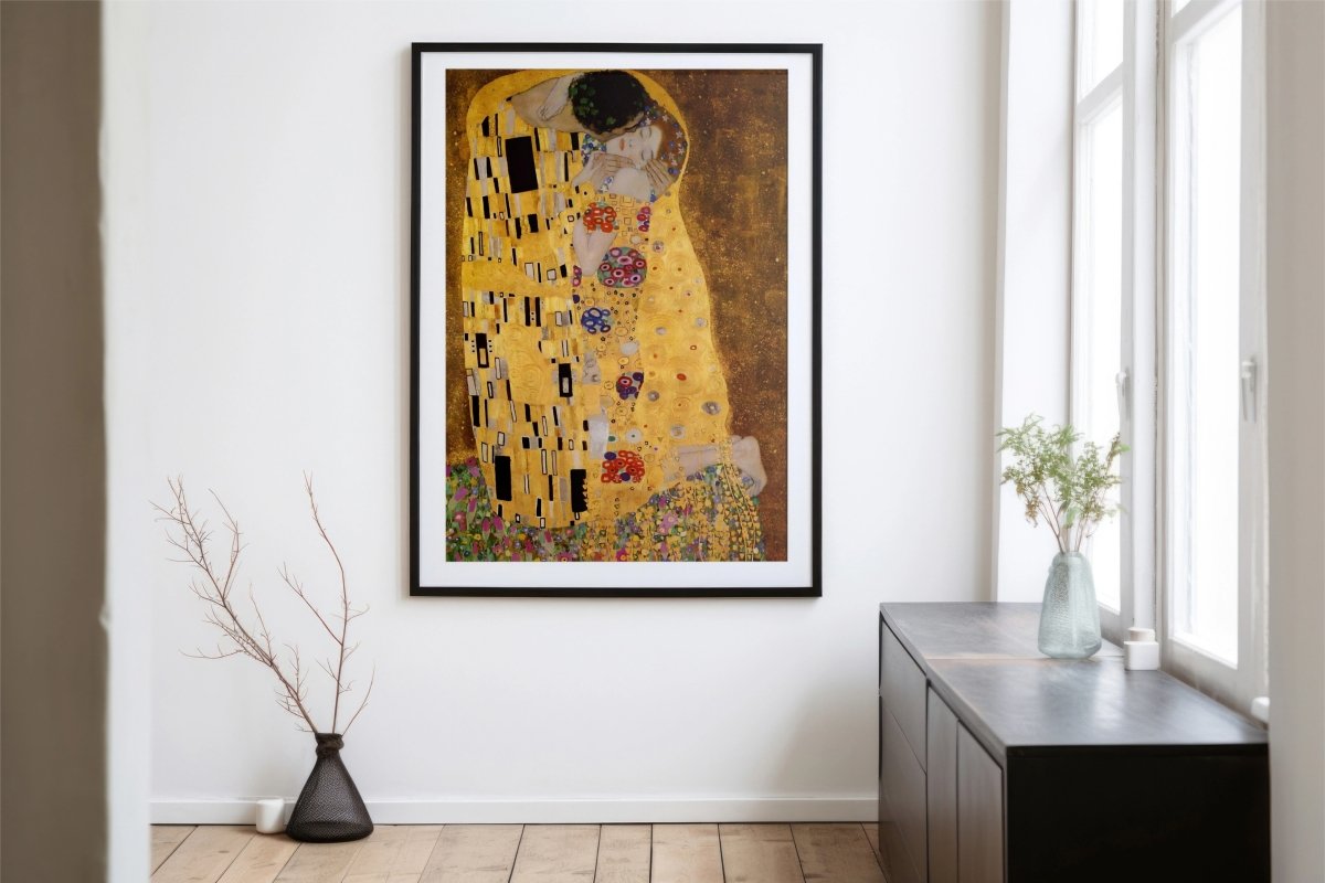 Ethereal Embrace: Inspired Modern Contemporary Reproduction of Klimt's 'The Kiss - KaigaCart